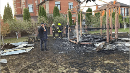 Нічна атака окупантів на Київ — поліцейські показали наслідки - 285x160