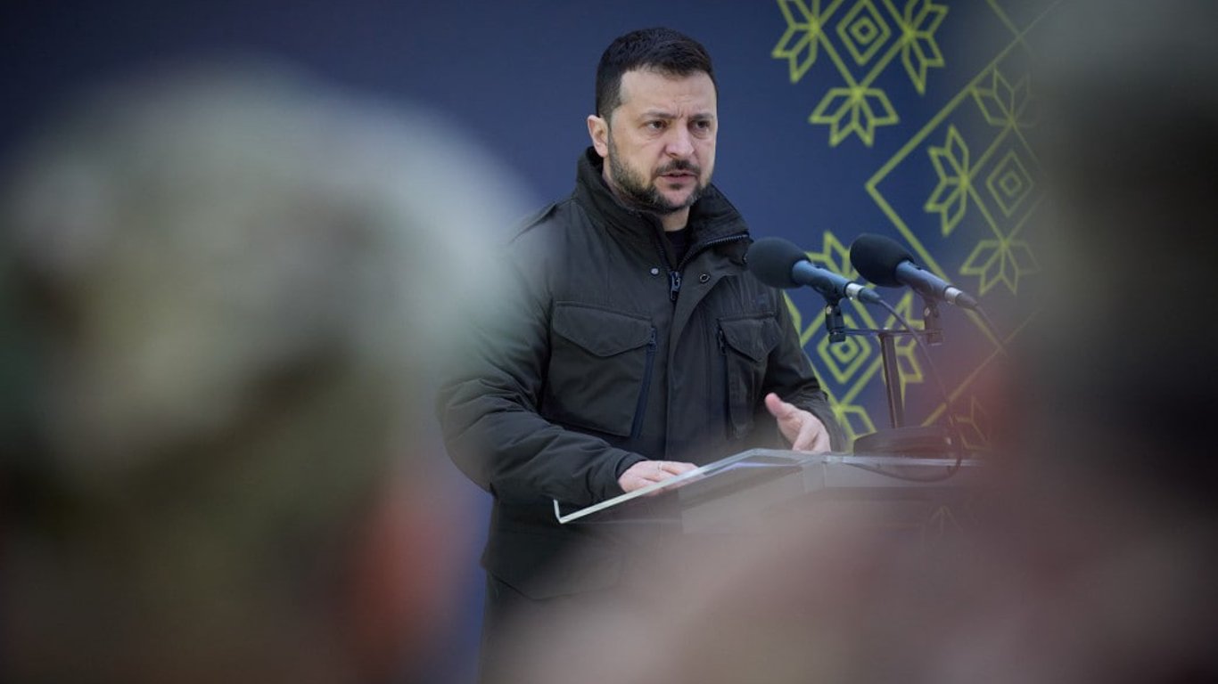 Зеленский во время ифтара на Рамадан пожелал мира для Украины