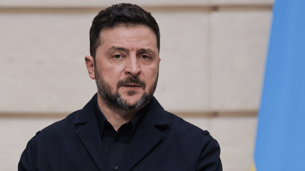 Зеленский заявил, что РФ помогает Ирану взамен на технологии - 304x171