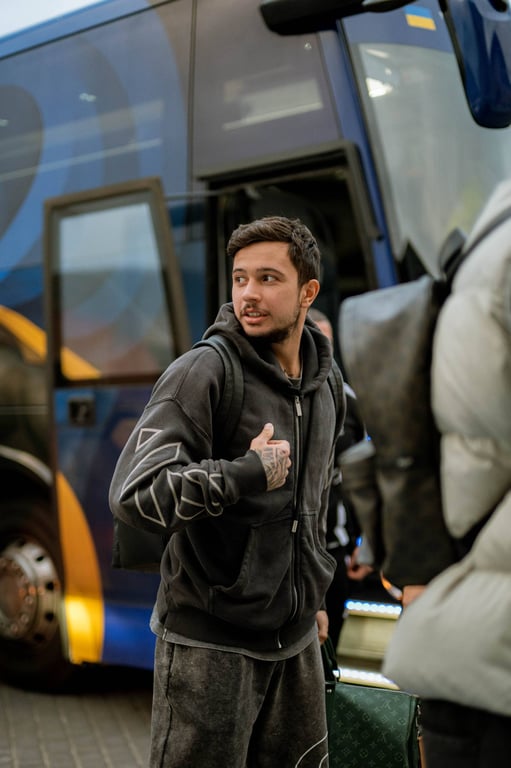 Назар Волошин прибыл в Испанию, 20 марта