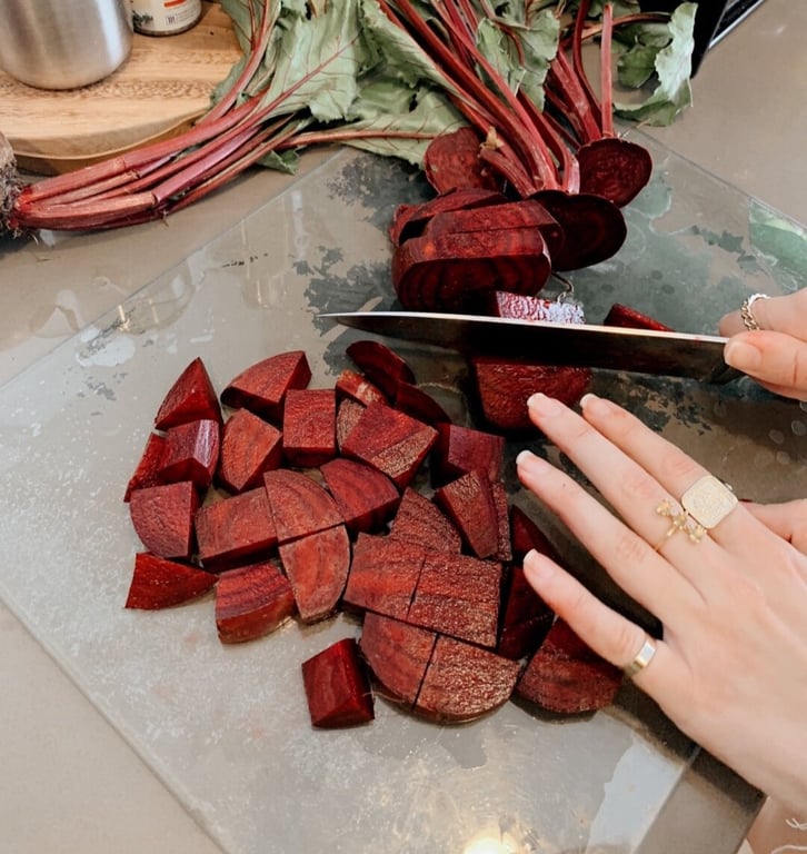 Як пофарбувати яйця буряком - рецепт