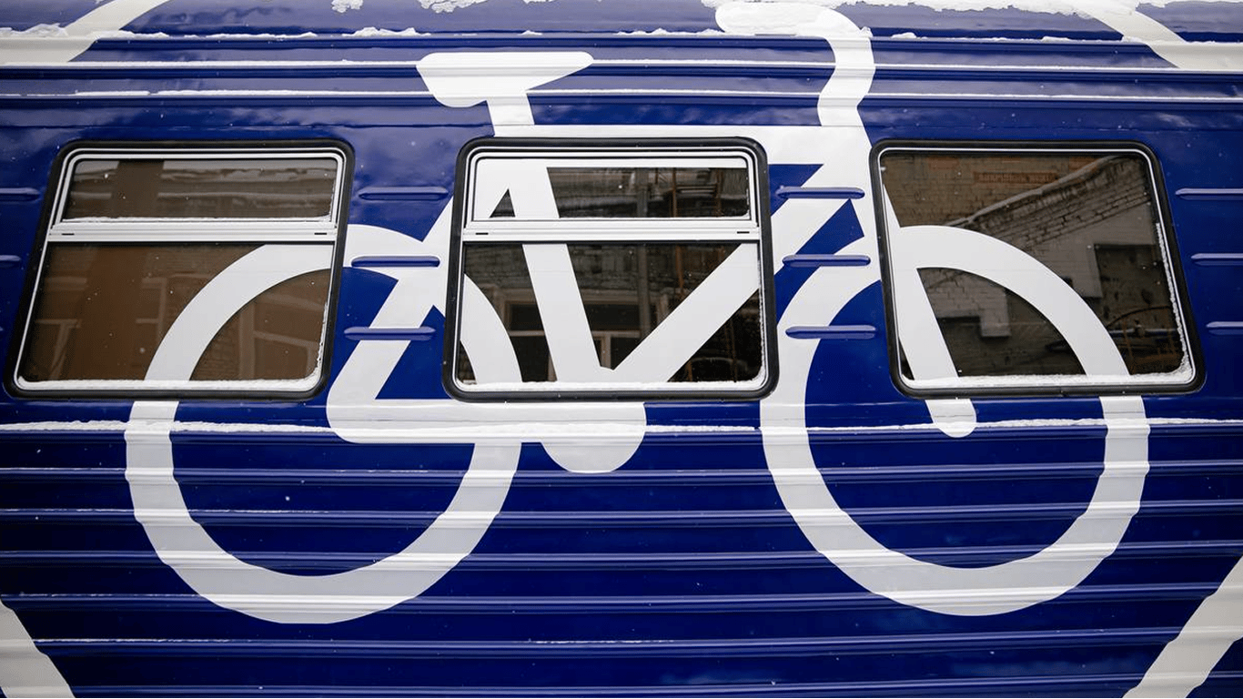 Путешествие УЗ: когда открывается продажа билетов на транзитные рейсы