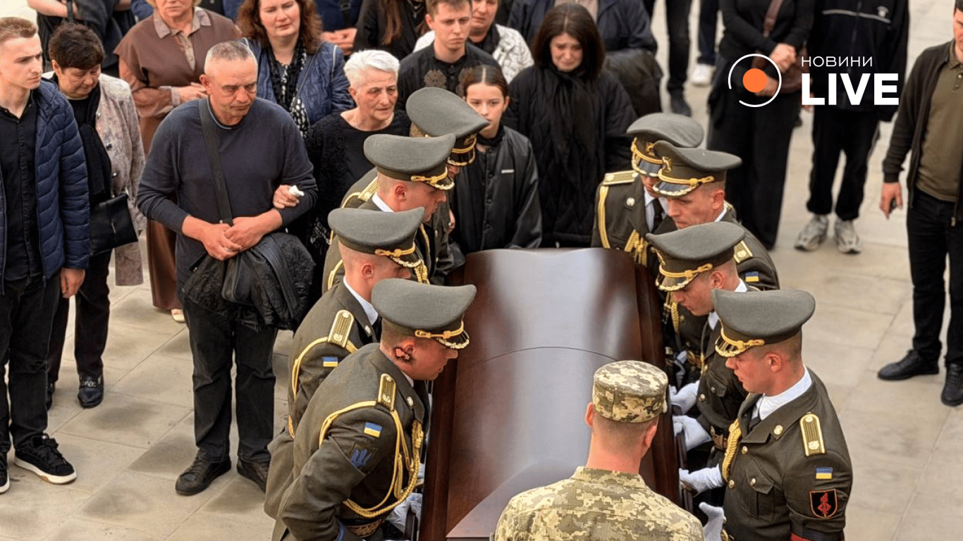 Прощання із нардепом Степаном Кубівим 19 травня