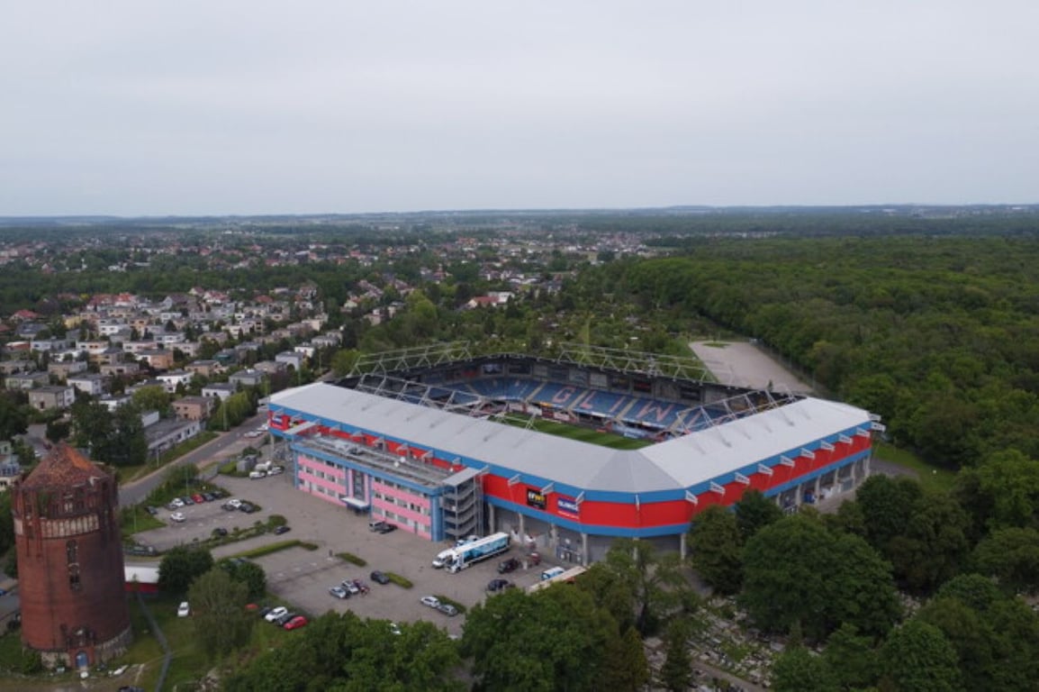 Полесье, стадион для еврокубков