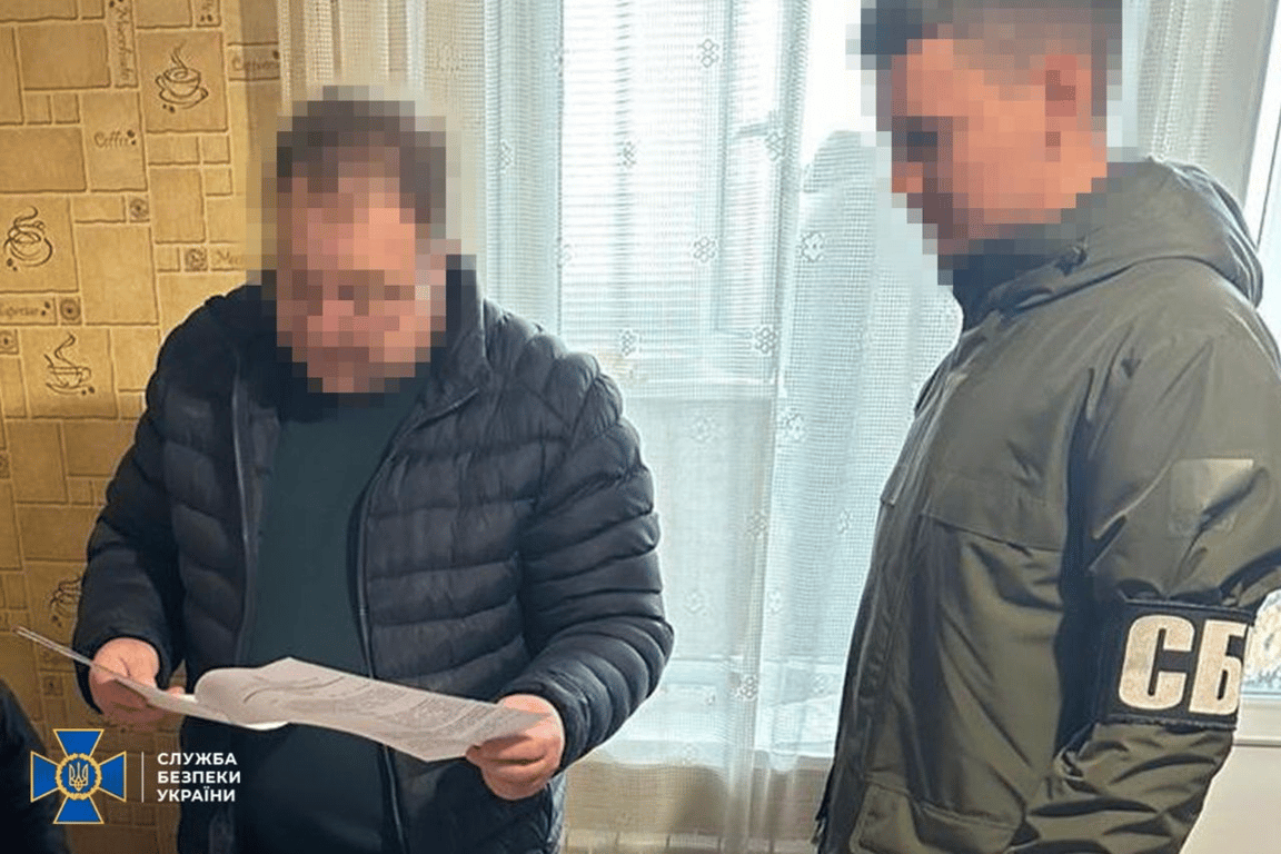 Силовики СБУ затримали в Києві колаборанта, який допомагав окупантам робити зуби дракона