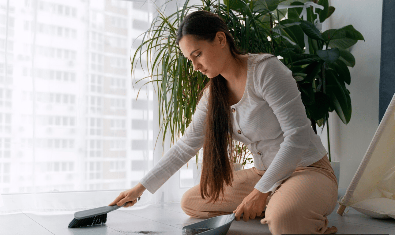 Жінка не повинна займатись побутом сама, якщо в неї є партнер