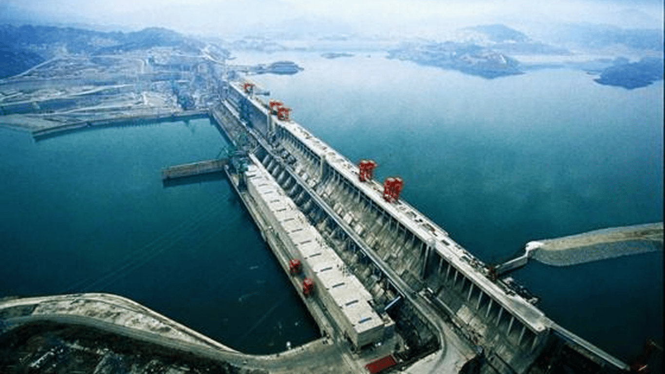 Три ущелини, Укргідроенерго