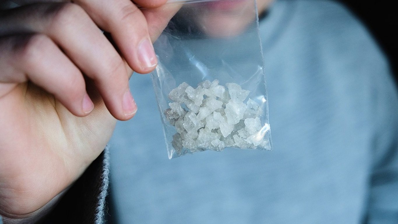 На Одещині поліцейські затримали наркодилера: у нього знайшли товар на мільйон