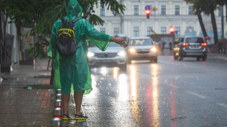 Циклон дождей надвигается в Украину: синоптики рассказали, где сегодня будет заливать больше всего - 285x160