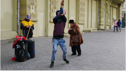 Гроші у цифрову епоху — як зумери поводяться з грошима - 285x160