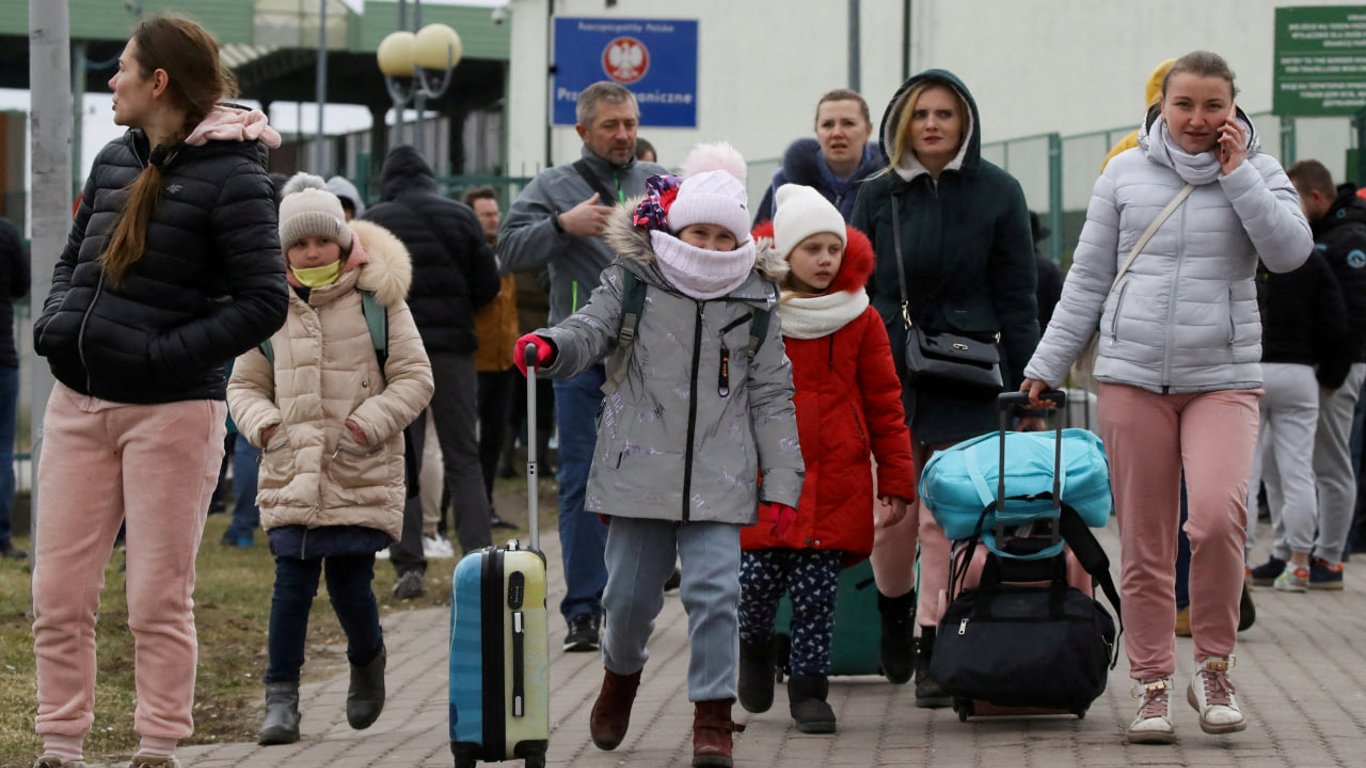 Українці масово покидають деякі країни ЄС — дані Євростату