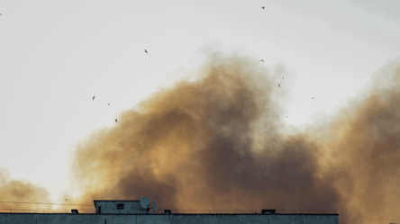 На Київщині пролунали потужні вибухи — що відомо - 290x166