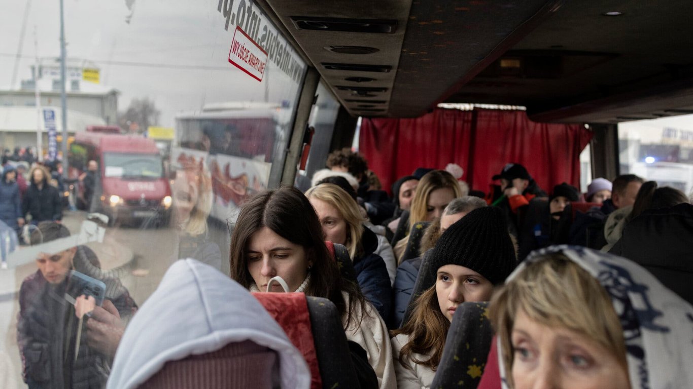 ​​​​За пів року у світі різко зріс інтерес до сексуальної експлуатації українських біженців