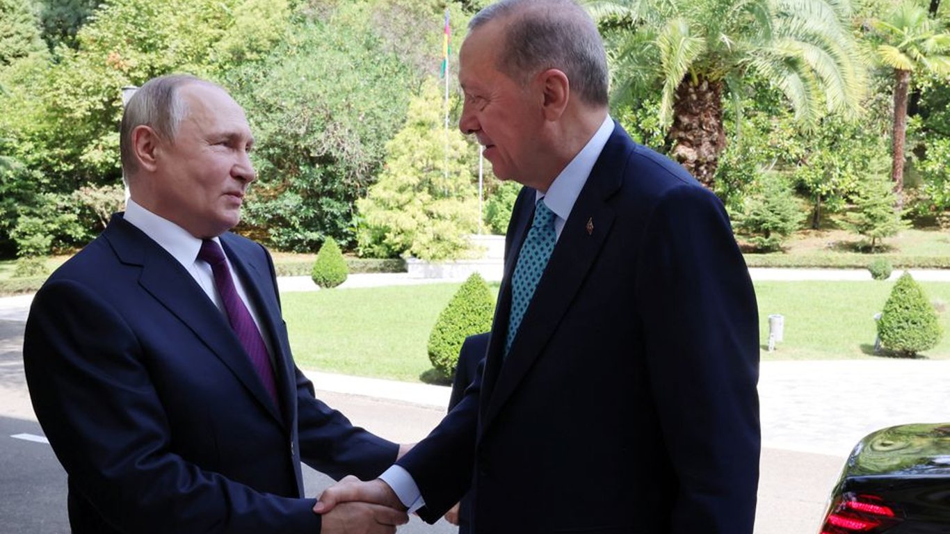 Чи вдасться реанімувати "зернову угоду": підсумки переговорів Путіна та Ердогана