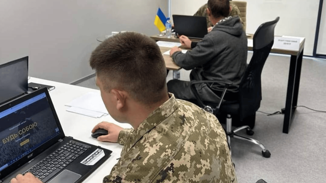 Штраф ТЦК гражданину за рубежом: это влияет на консульские услуги