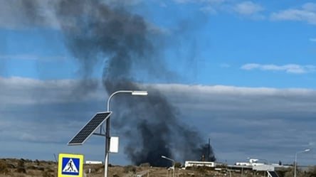 У Севастополі пролунав вибух — місцеві помітили ракету - 285x160