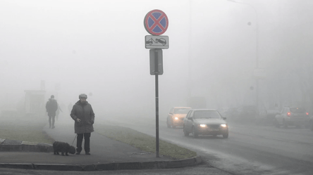 Часть Украины накроет сильный туман — синоптики рассказали, где будет непогода сегодня - 285x160