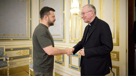 Зеленський зустрівся з державним секретарем Ватикану - 290x166