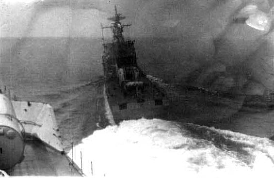 Преследование СКР-112 российским кораблем "Разительный"