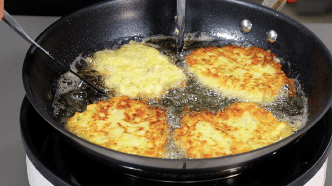 простий рецепт кабачкових оладок