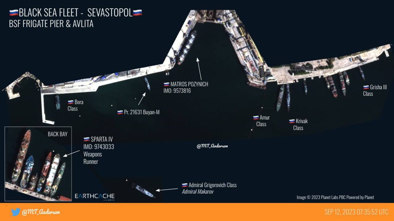 пошкоджені російські кораблі в Севастополі