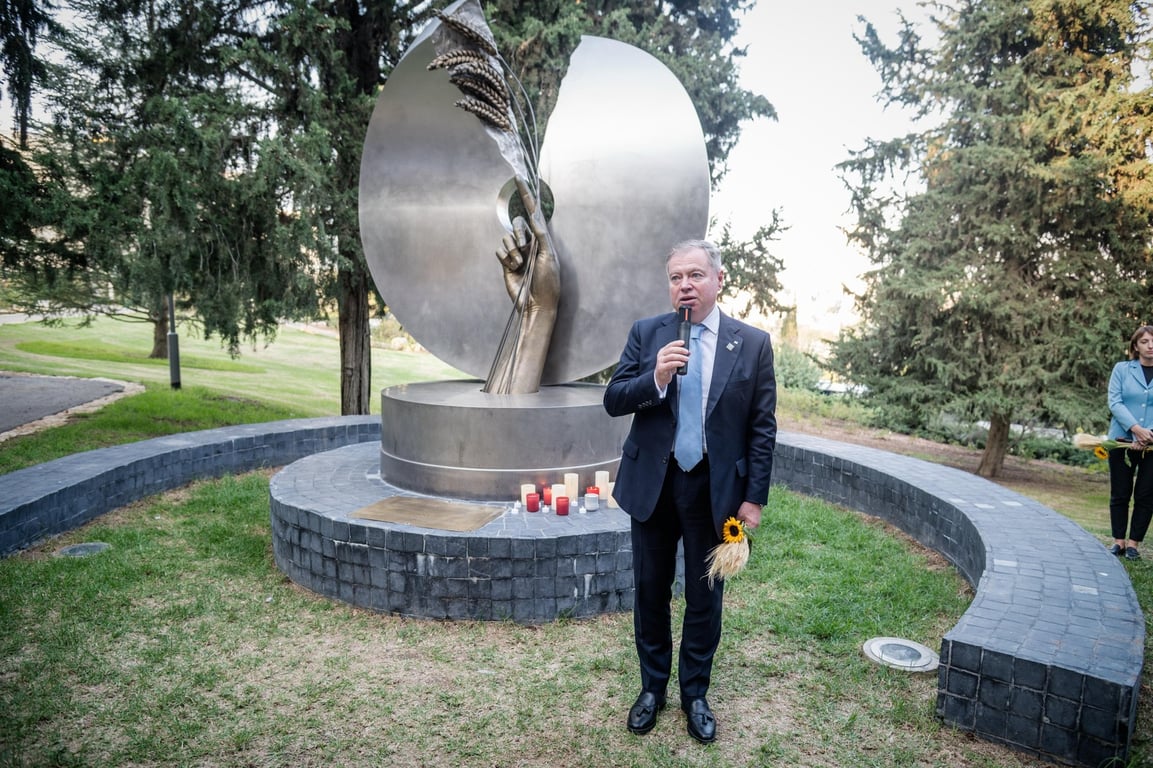 Памʼятник Голодомору в Ізраїлю
