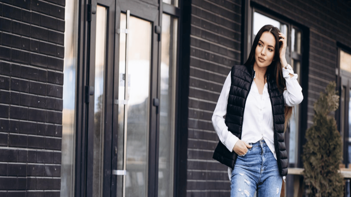 Джинси 90-х повертаються: укорочені моделі знову в моді