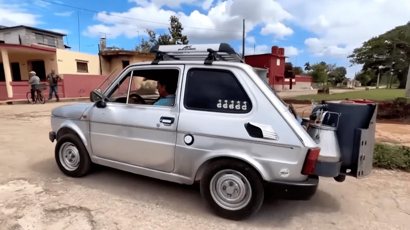 Кубинец переоборудовал авто на уголь, чтобы обойти блокаду США