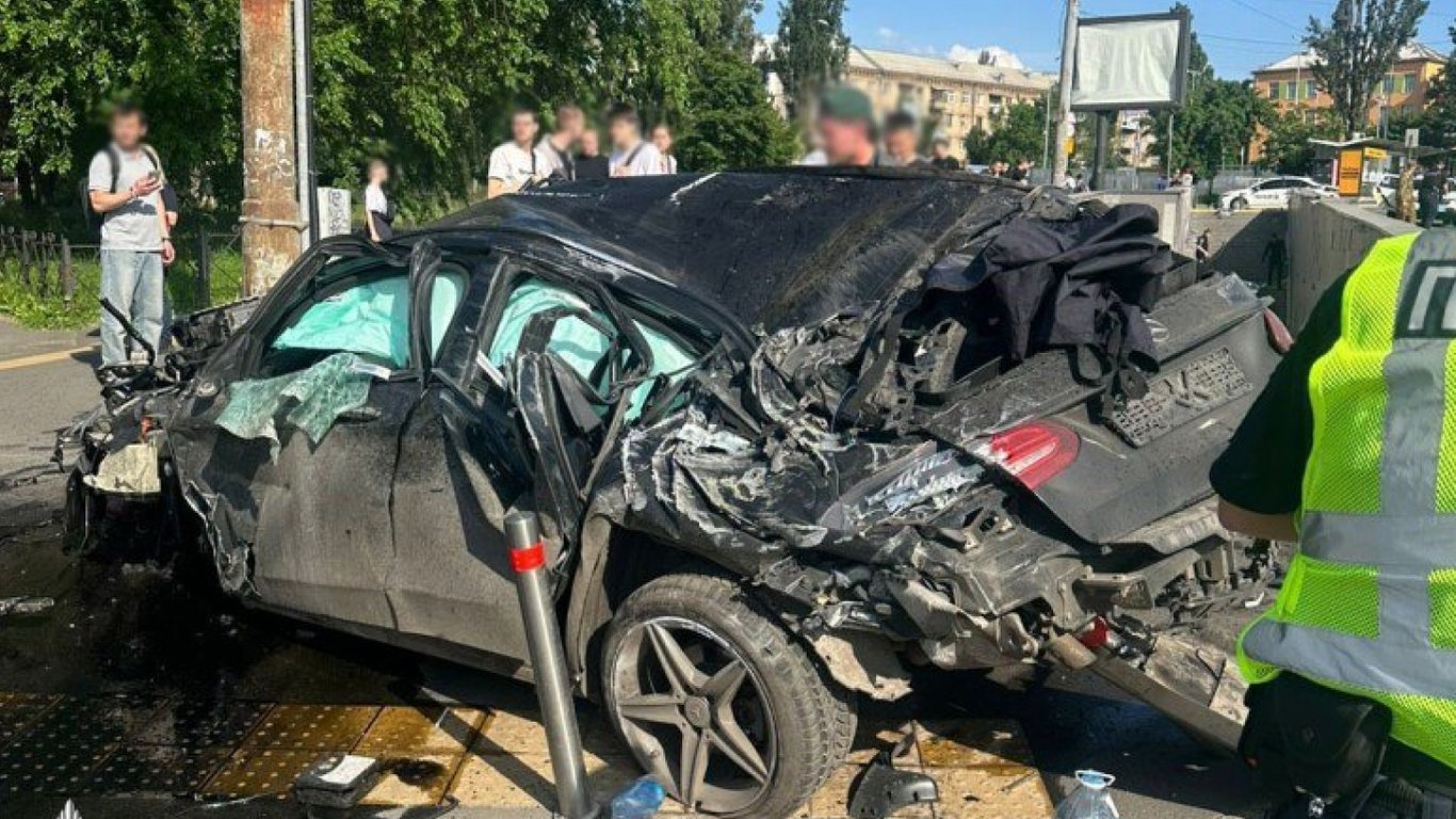 ДТП на Солом'янці: пасажирка розкрила дії воді за мить до зіткнення