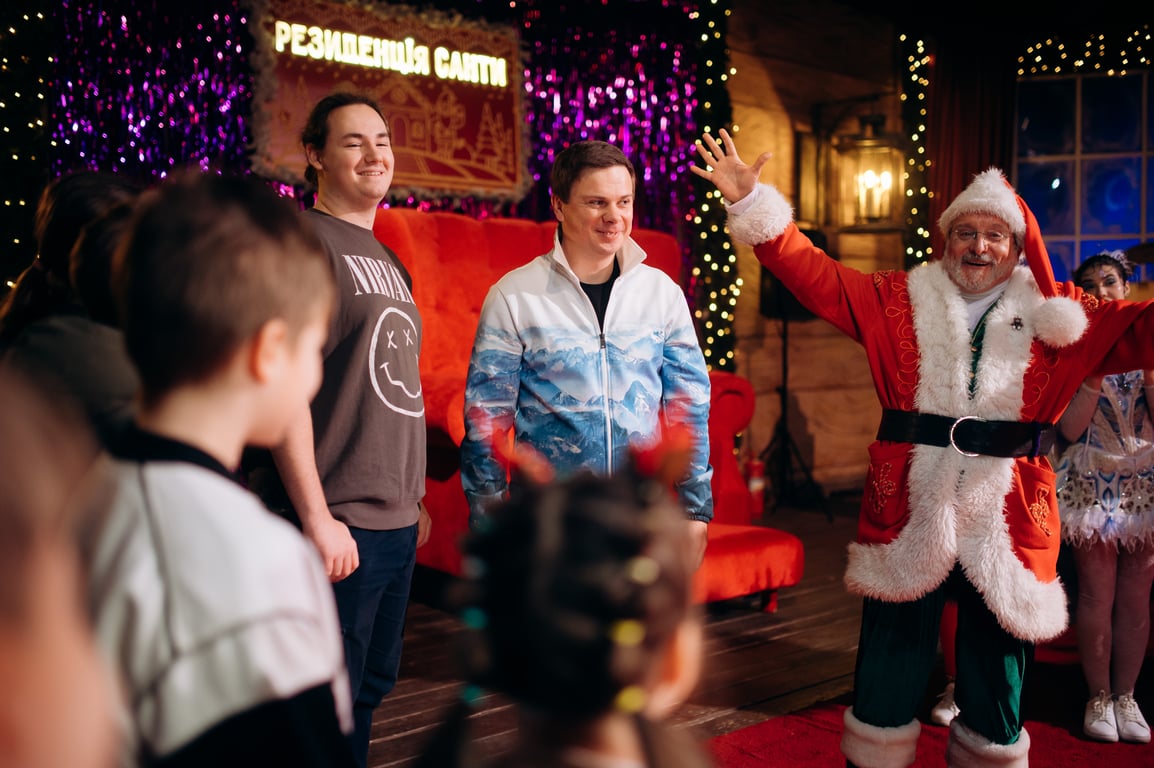 Дмитрий Комаров осуществил мечту детей-сирот