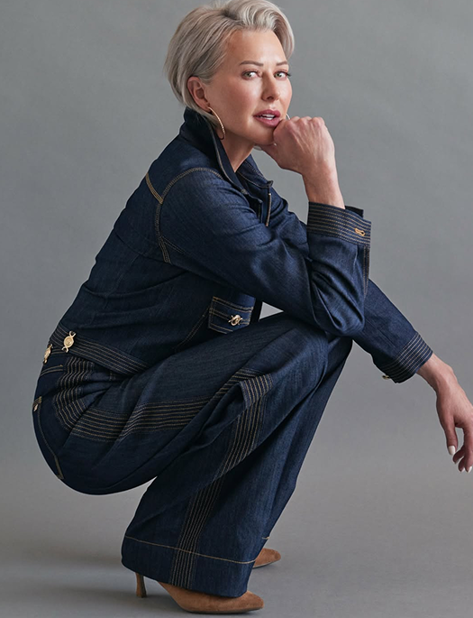 З чим носити джинси жінкам після 50