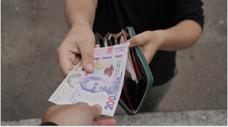 Алименты на взрослых детей — нужно ли платить после 18 лет - 285x160