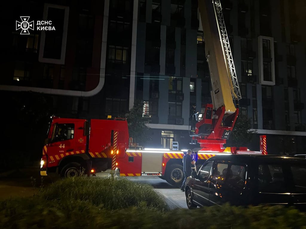 пожежна машина на місці події