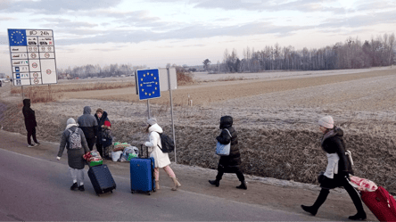 У Польщі зростає рівень життя українців — що змінилося - 285x160