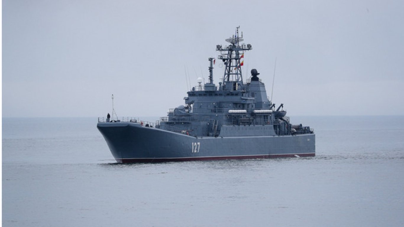 Росія вивела у Чорне море два кораблі — яка загроза