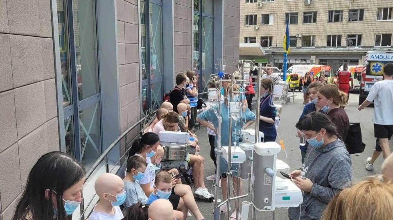 Результати обстрілу Охматдиту