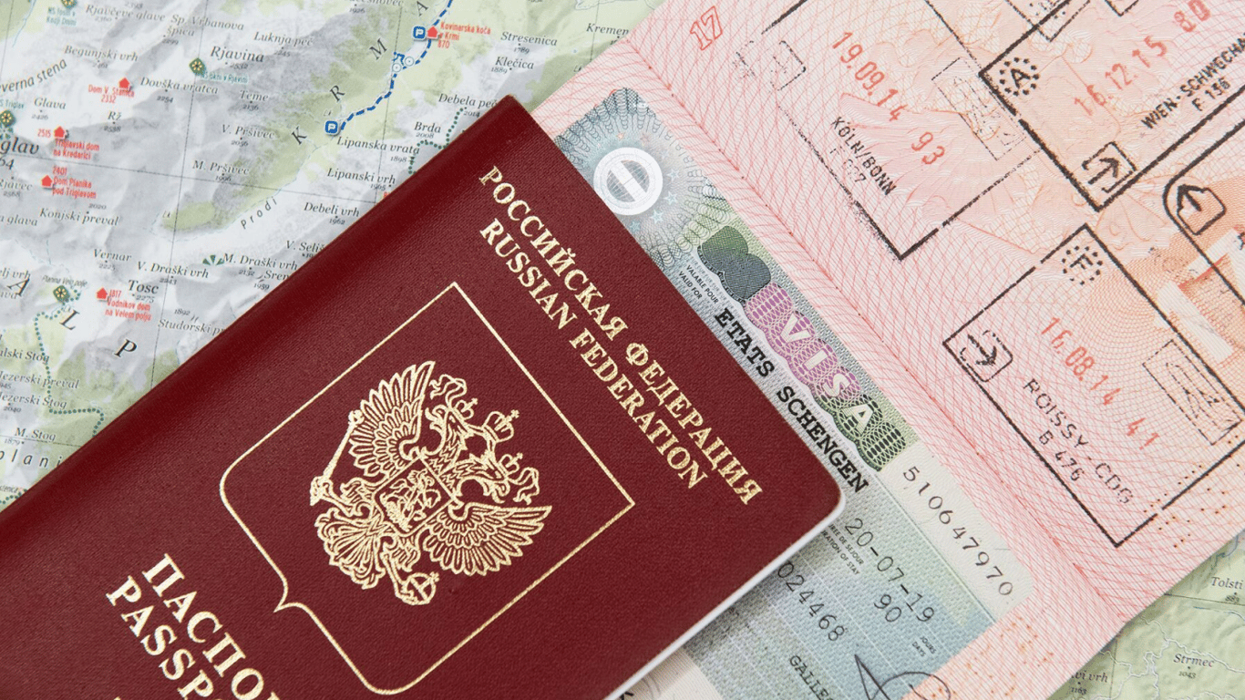 Росіяни увійшли до десятки країн за відмовою у видачі шенгенських віз