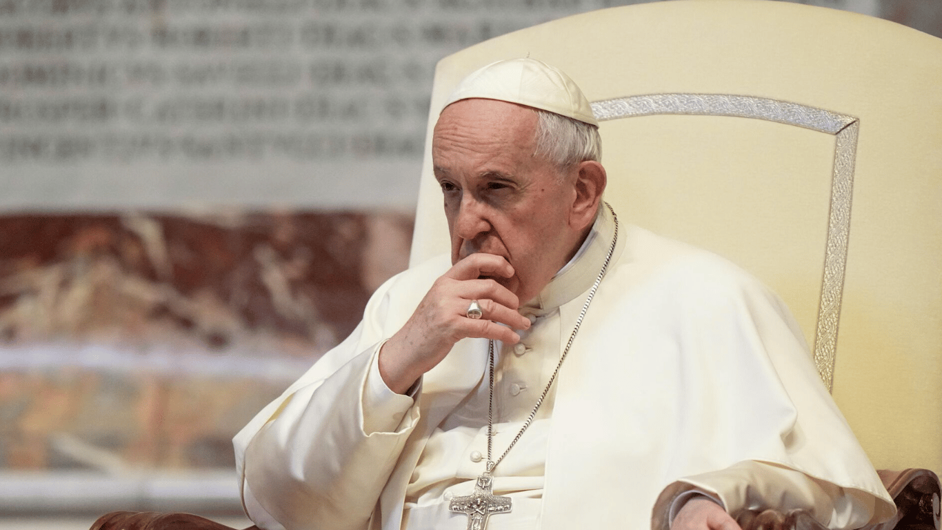 Папа Римський згадав про Україну та закликав світ молитися за неї