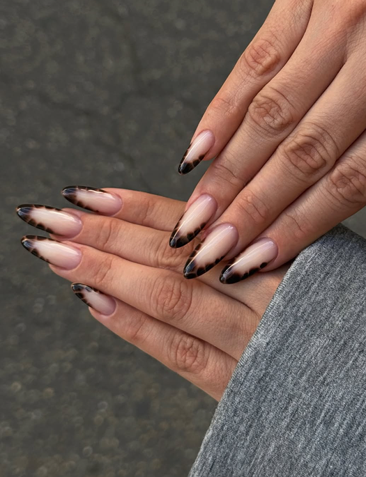 Який манікюр підійде творчим людям