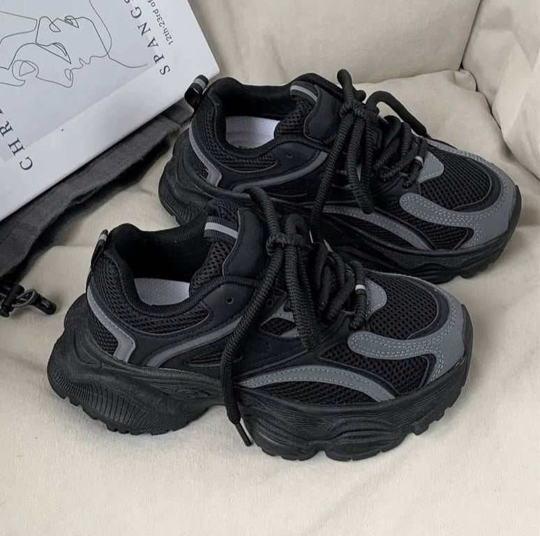 Кросівки цього фасону більше не в моді