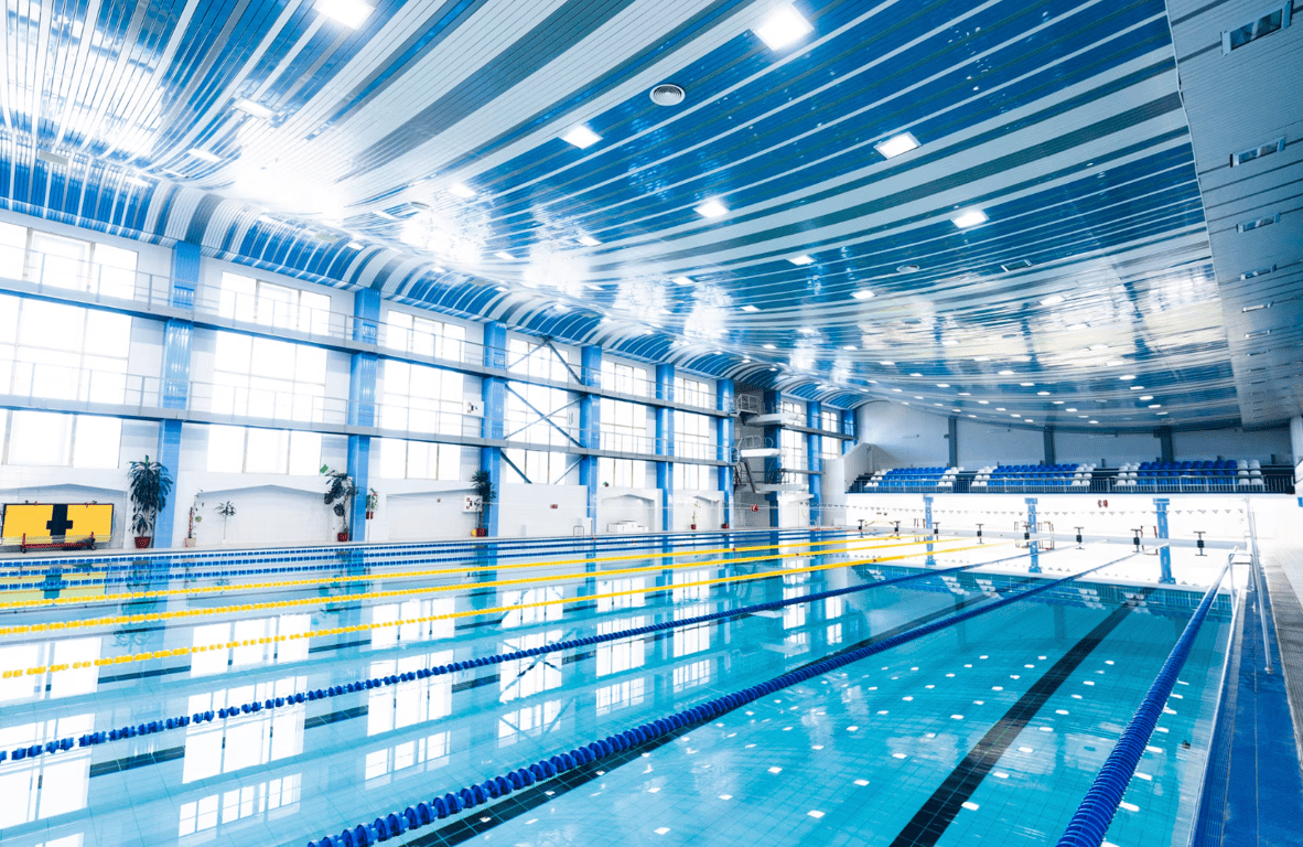 Після фарбування волосся в басейн краще не ходити