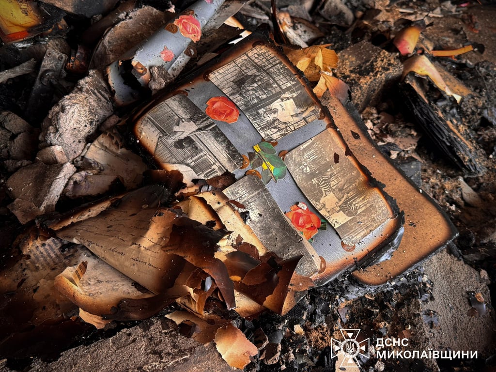 Пекельна ніч у Миколаєві – під завалами досі шукають уцілілих - фото 4