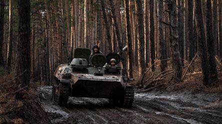 "Азов" запрошує на роботу танкіста — скільки платять та що треба робити - 285x160
