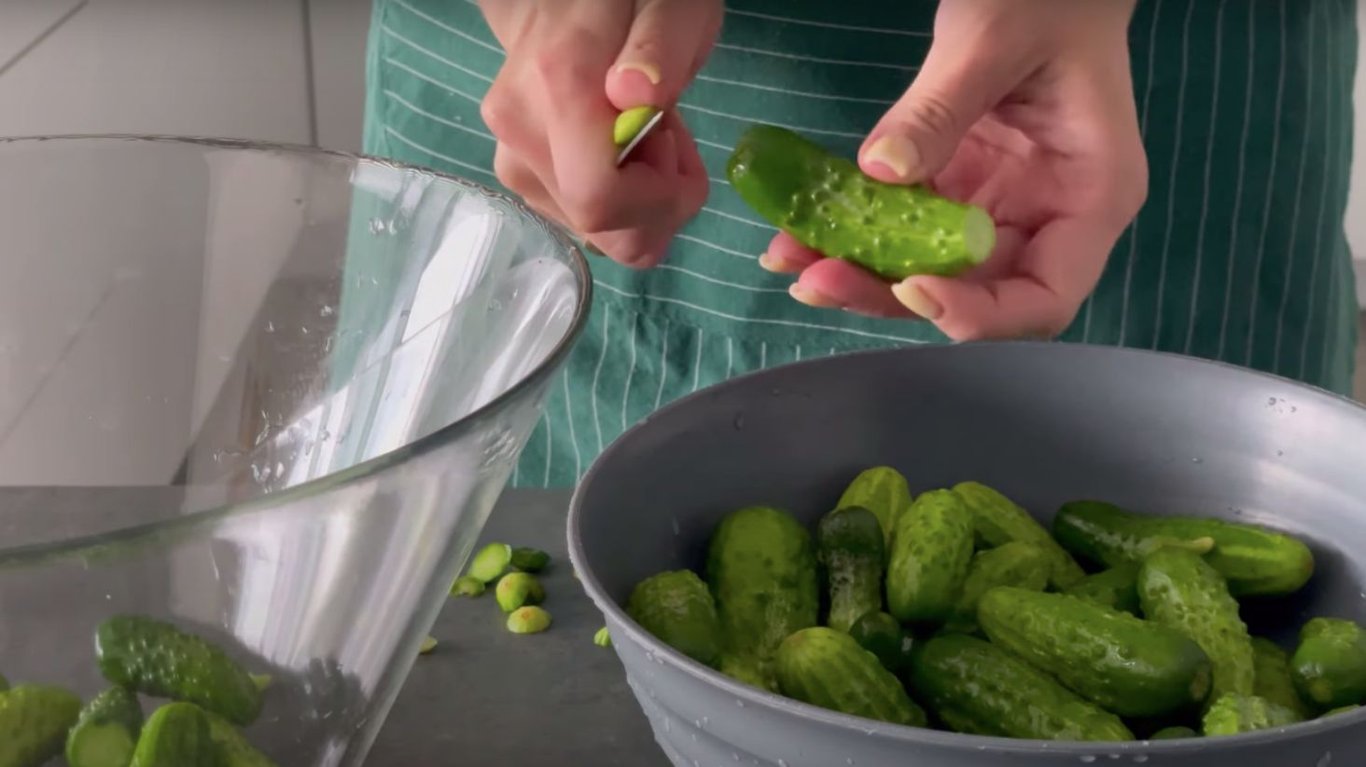 рецепт огірків у кетчупі