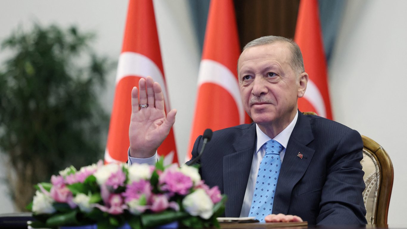 Ердоган скасовує свої передвиборчі виступи третій день поспіль