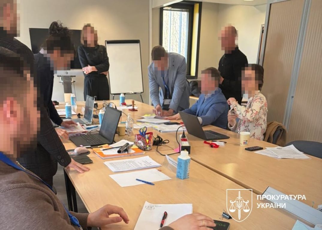 У Парижі допитали екснардепа Костянтина Жеваго. Фото: Офіс генпрокурора