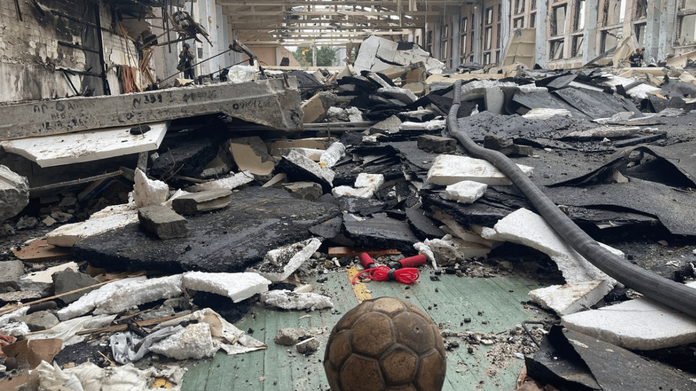 Армия РФ уничтожила в Украине 518 спортивных объектов
