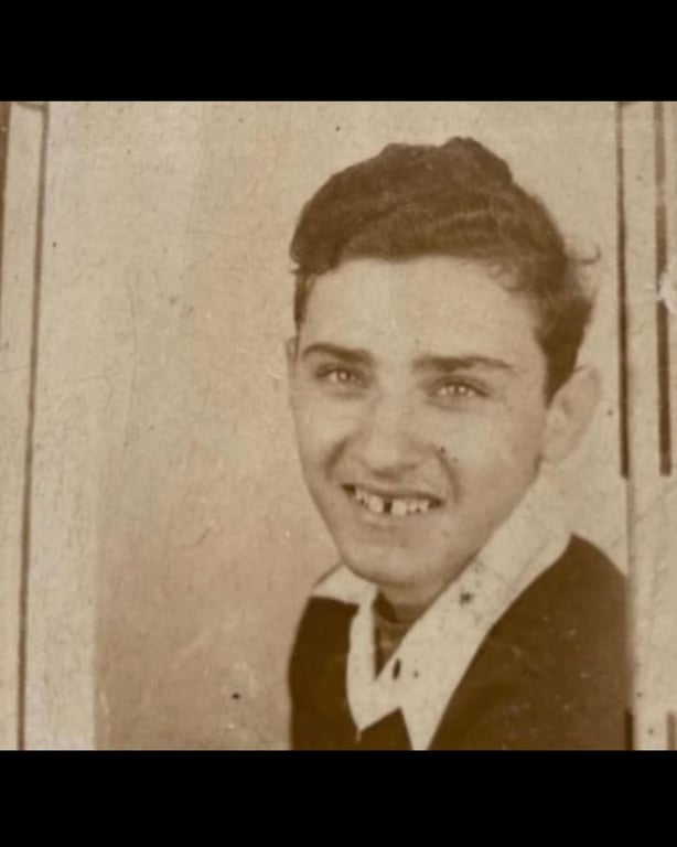 Мадонна показалася на рідкісному фото з батьком-довгожителем - фото 6