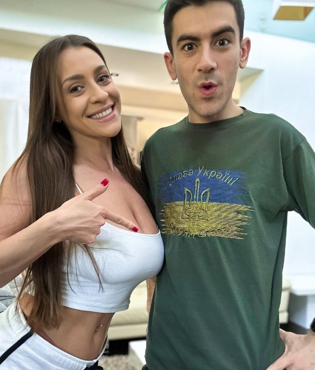 Джозефина Джексон украинизирует своих коллег