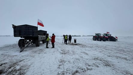 Поляки розпочали страйк на кордоні з Україною — яка ситуація - 285x160